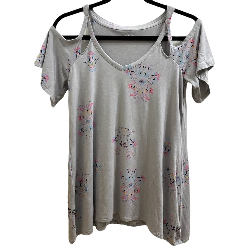 a.n.a. A New Approach Cold Shoulder Grey Floral Flowy Stretch Top EUC S/M ana